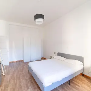 Hbhall Residenze Darsena Daire