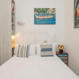  Апартаменты New In Downtown Close To Duomo