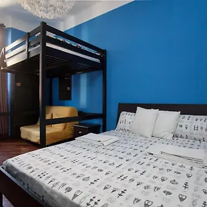 Colorful Apt In Mediolan